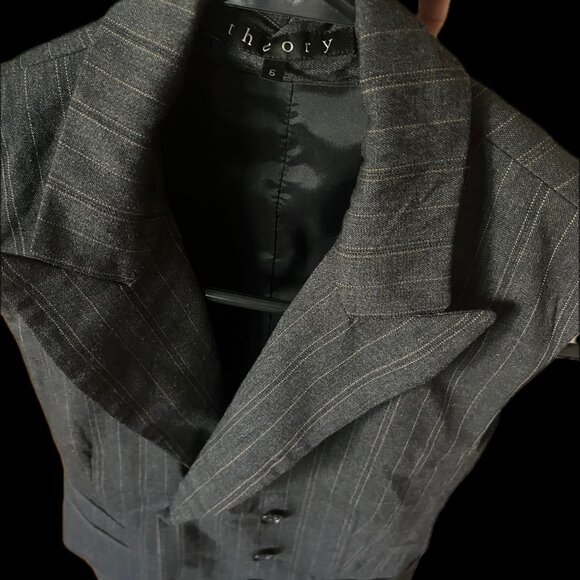 Theory Suit Vest size 6 - Picture 3 of 4